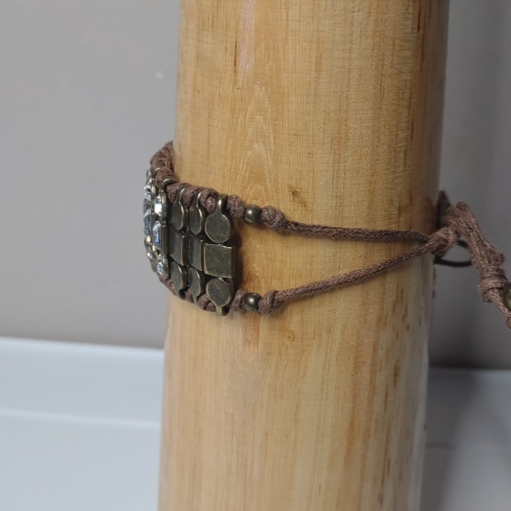 Cute Adjustable Rope Bracelet - Picture 4 of 8